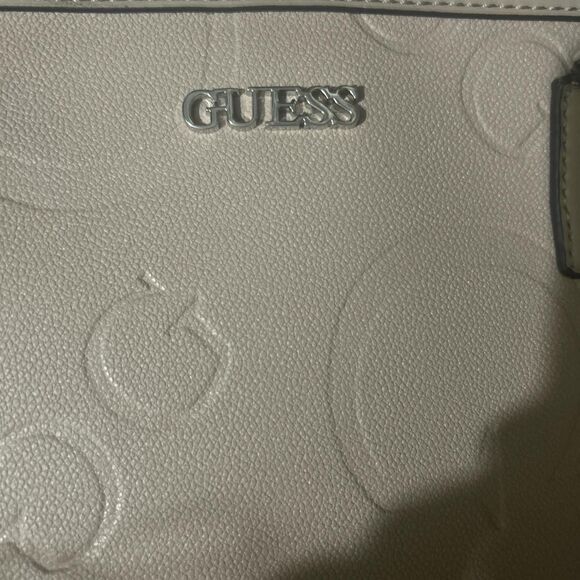 🔥🍁SALE!!!🍁🔥Guess Women's Tan Bag with pretty silver accents - Picture 2 of 3
